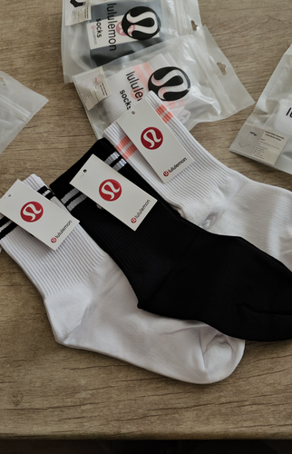 جوراب وارداتی لولولمون lululemon